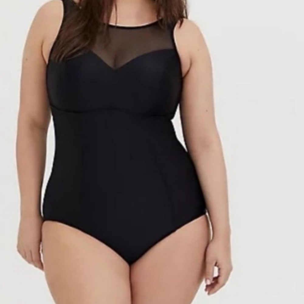 Torrid Illusion Wireless One-piece Swimsuit 2X